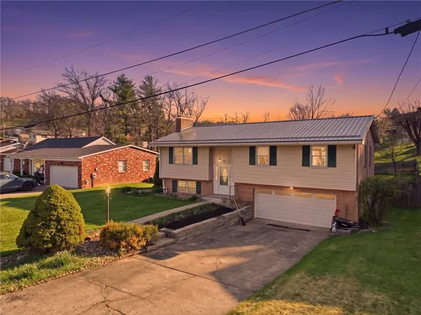 82 Spring Valley Rd N, Washington, PA 15301