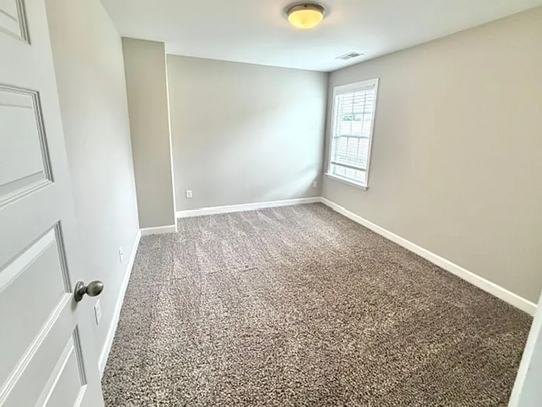 8880 Kimberly Dawn Dr — Photo 10