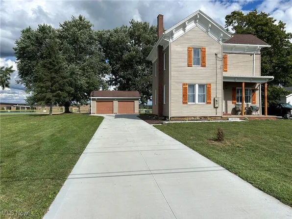 523 N Summit St, Smithville, OH 44677