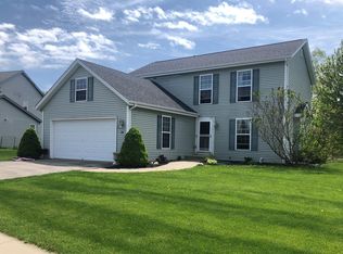 24 W Sedgemeadow St, Elkhorn, WI 53121