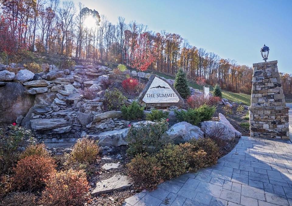 1st image of 5015 Preston Park Dr