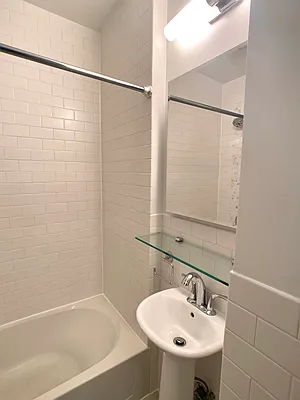 Rented by Tourma Realty LLC | media 7