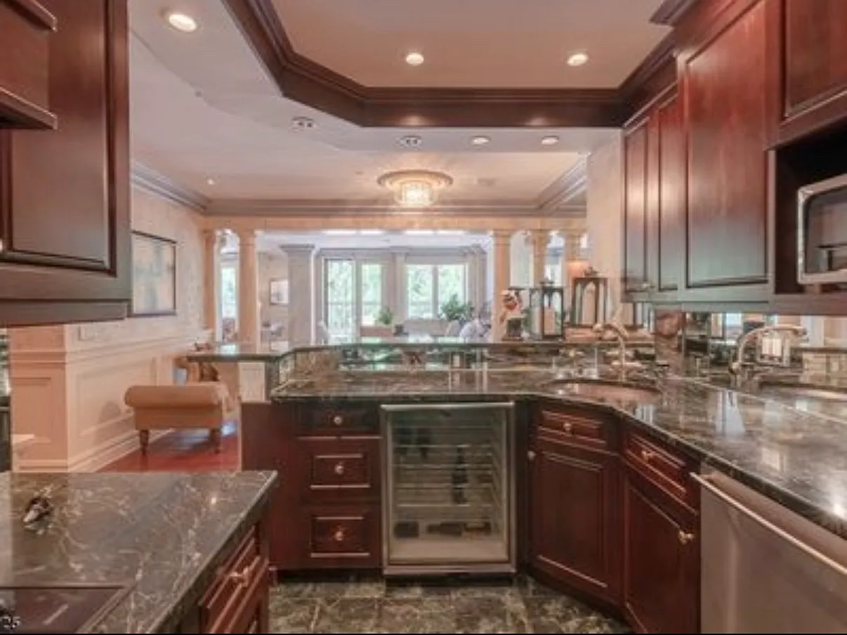 1 bed, 1500 sqft, $3,600 — Photo 1