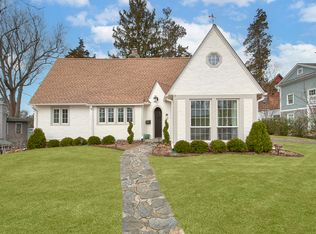 319 Oakland Beach Ave, Rye, NY 10580