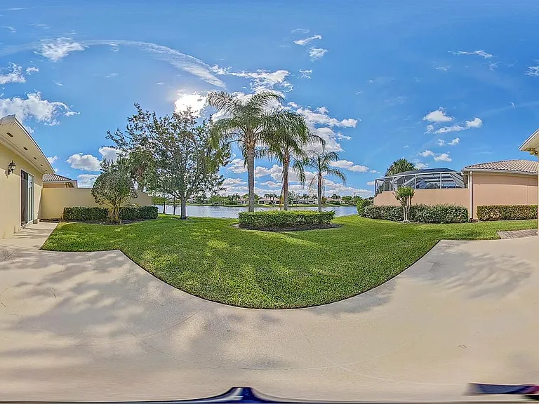 11427 SW Rockingham Dr — Photo 17