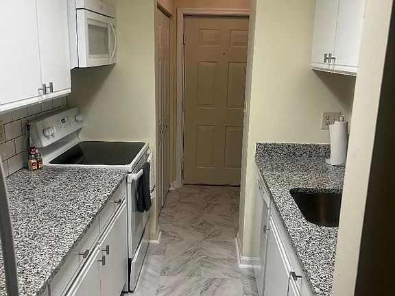 5th image of 202 Juneberry Way Unit 2A