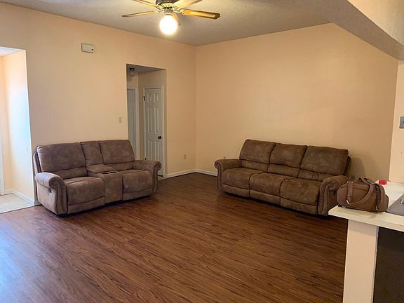 4th image of 116 Wolfe St #116