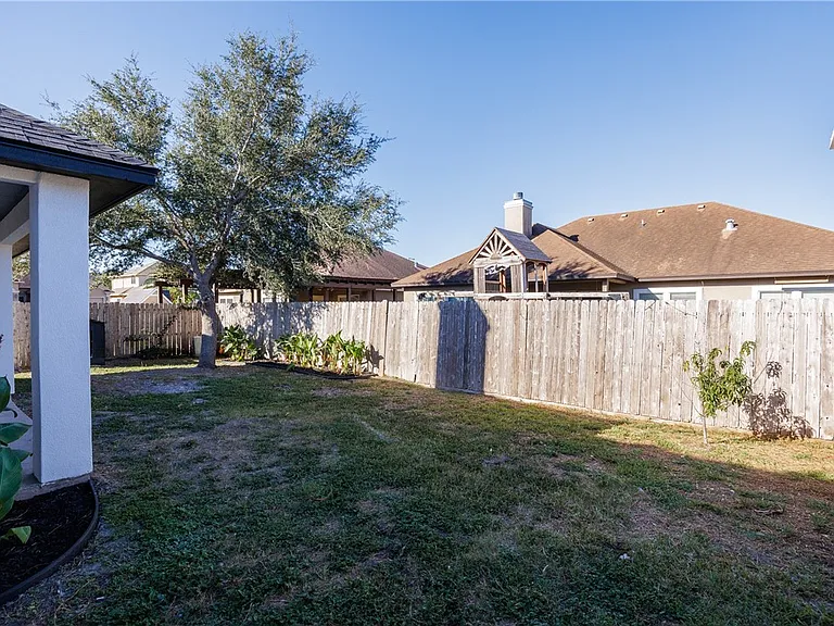 4025 Puget Sound Dr — Photo 36