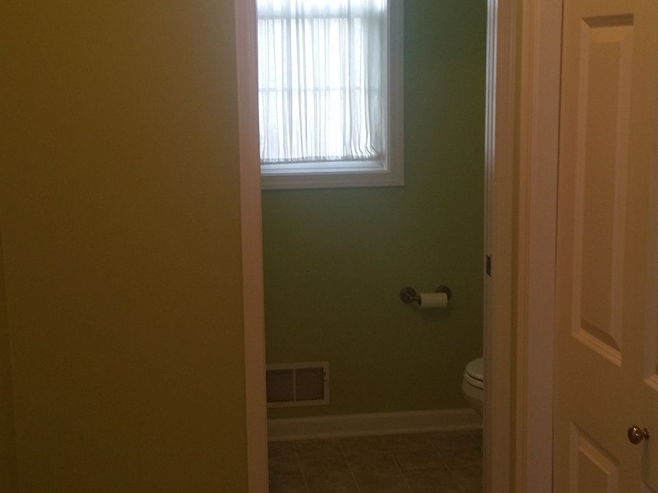 1st image of 462 Anhinga Dr