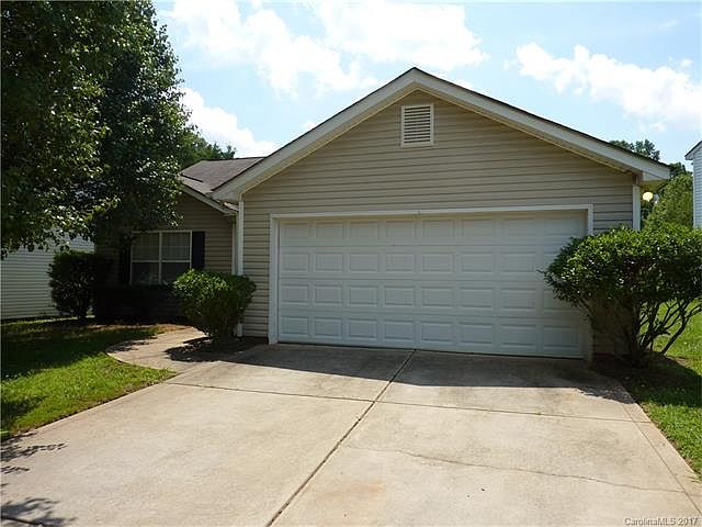 1st image of 4912 Cornelia Dr