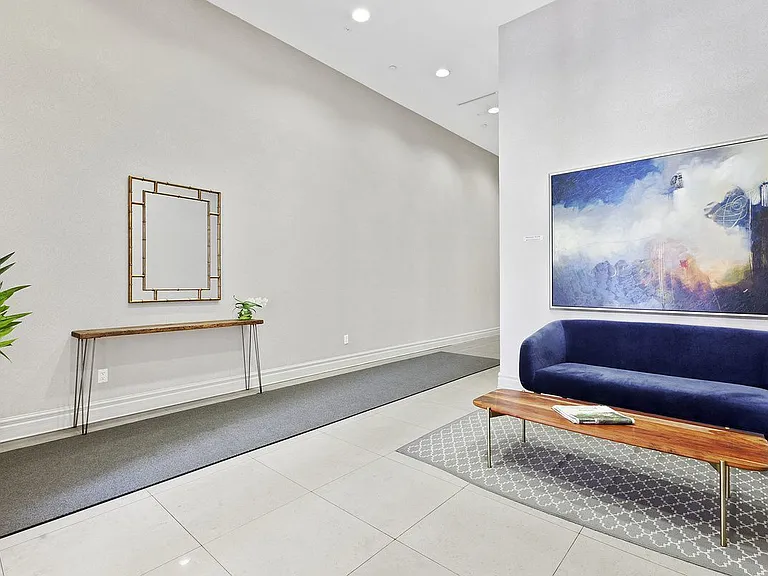 233 Pacific St #PHC — Photo 12