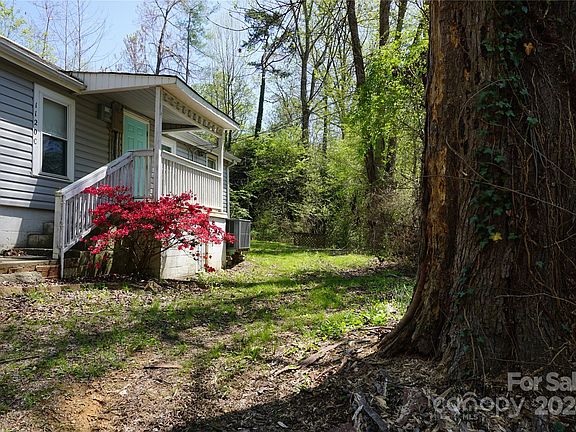 2nd image of 1120C Meadowlane Dr NW