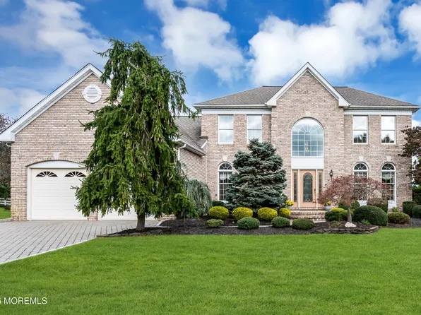 6 Nicklaus Lane, Farmingdale, NJ 07727