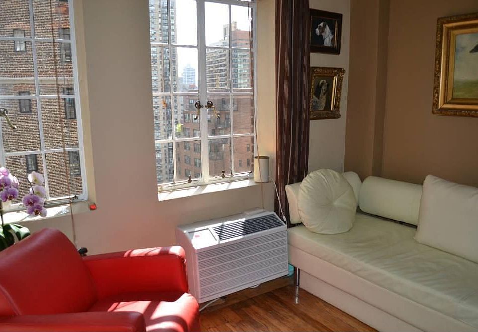 2nd image of 25 Tudor City Pl APT 1421