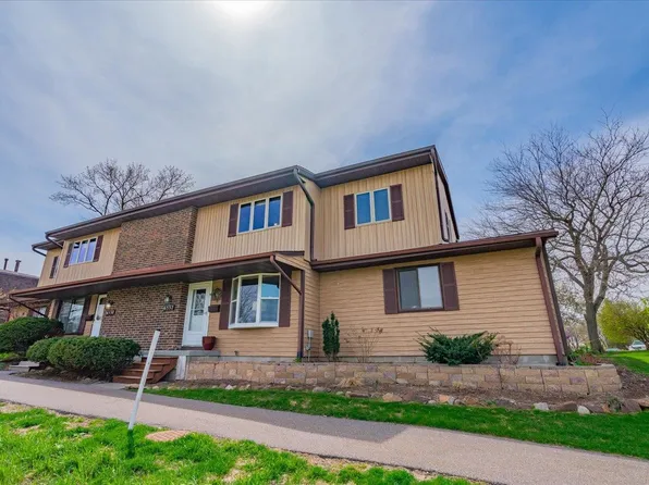6532 Offshore Dr, Madison, WI 53705