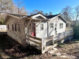 1977 Johnson Rd, Chickamauga, GA 30707