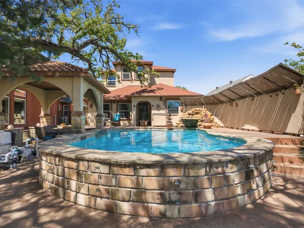 108 Marina View Ct, Weatherford, TX 76087