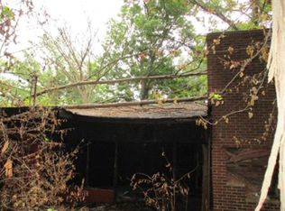 2101 Winona St, Flint, MI 48504