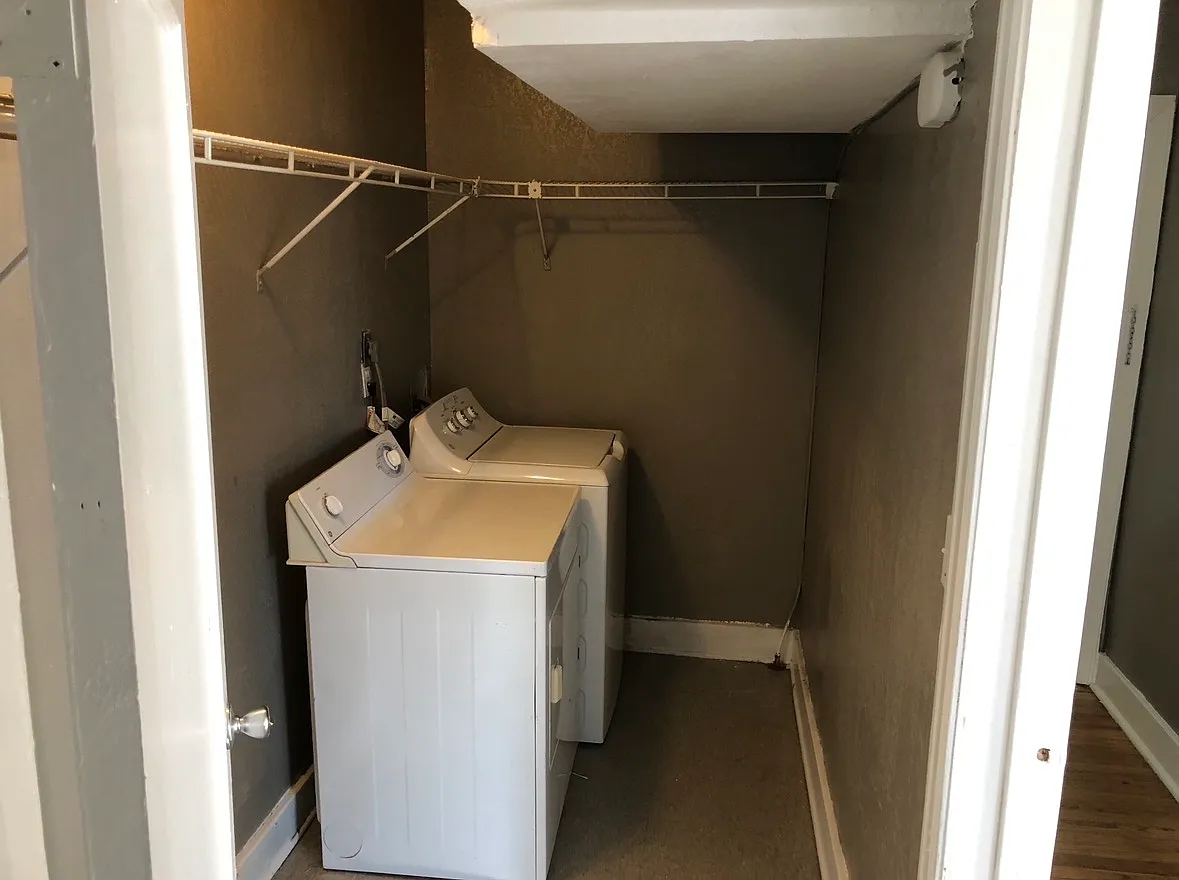 Studio, 400 sqft, $725 — Photo 4
