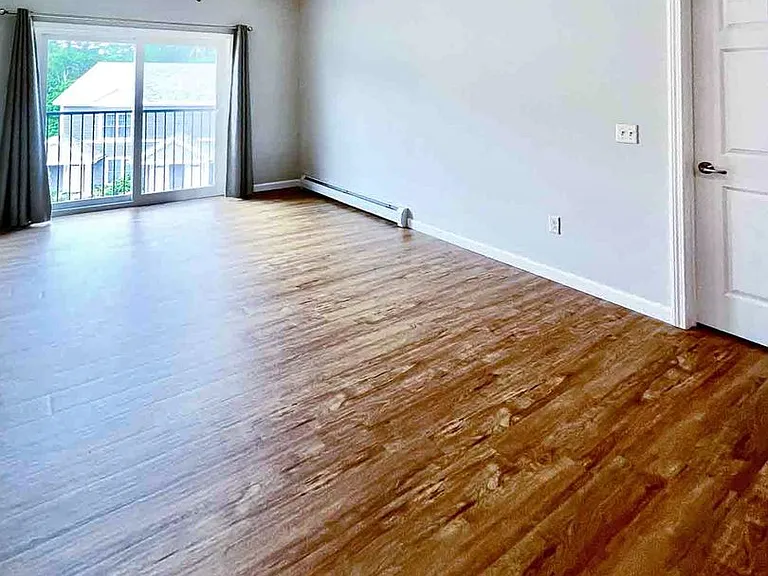 Gardenside Commons — Photo 13