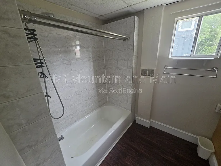 41 Westwood Pl #1 — Photo 16