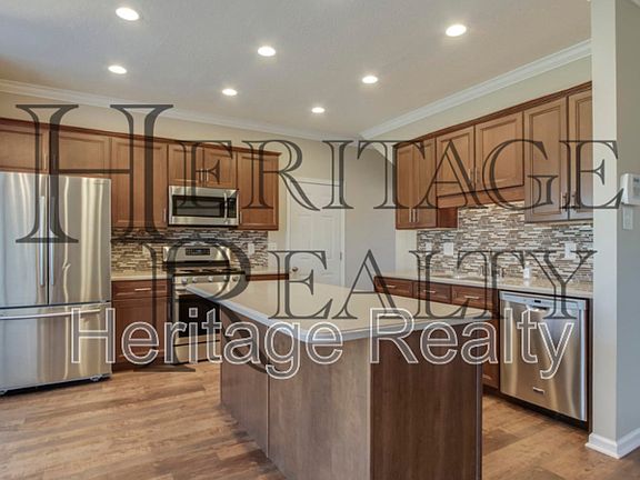 4th image of 11509 Woodcliff Dr