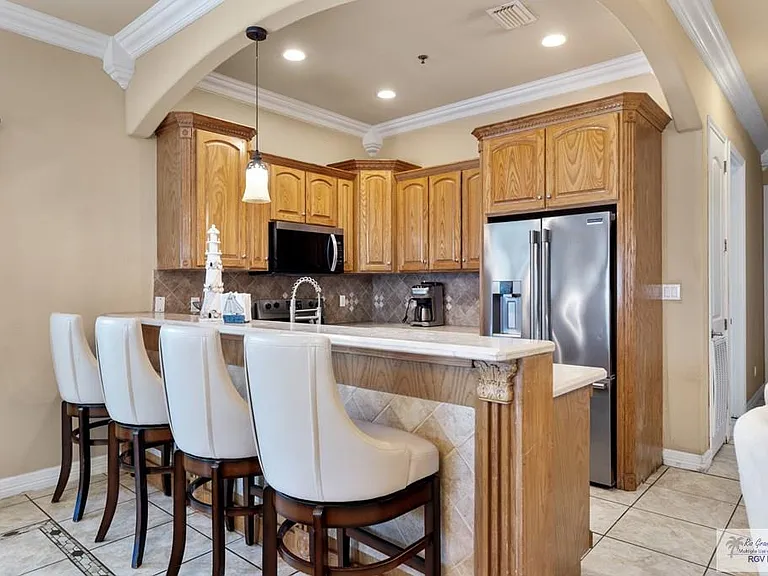 102 W Aries Dr #A — Photo 3