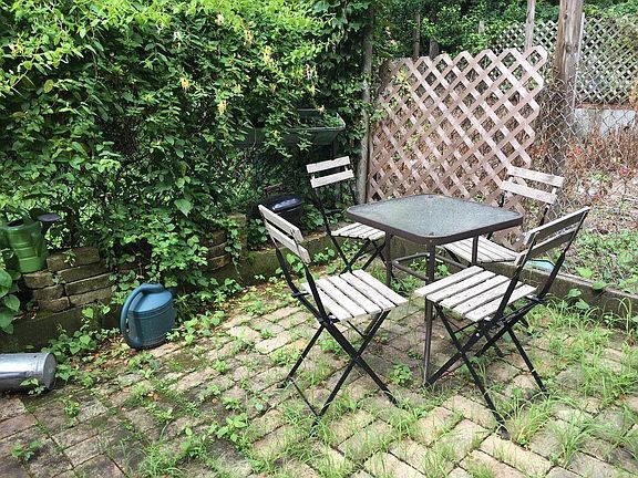 3rd image of 310 14th St APT 1R