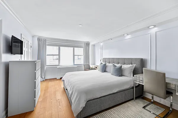 Sold by Compass | media 8