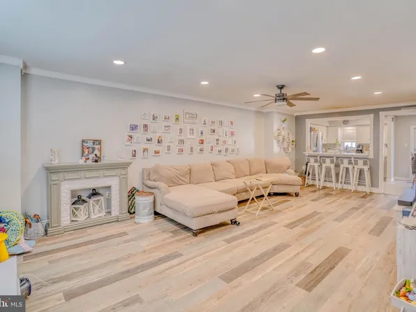 2531 Lefevre St, Philadelphia, PA 19137