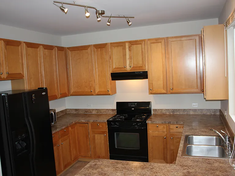 1600 Station Park Dr — Photo 12