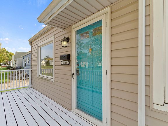 4th image of 5405 E 19th Pl
