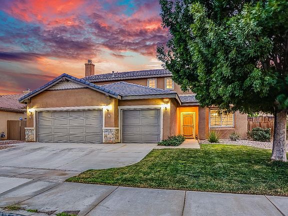 3rd image of 13755 Dove Ct