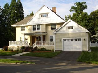 10 Morrison Rd, Wakefield, MA 01880