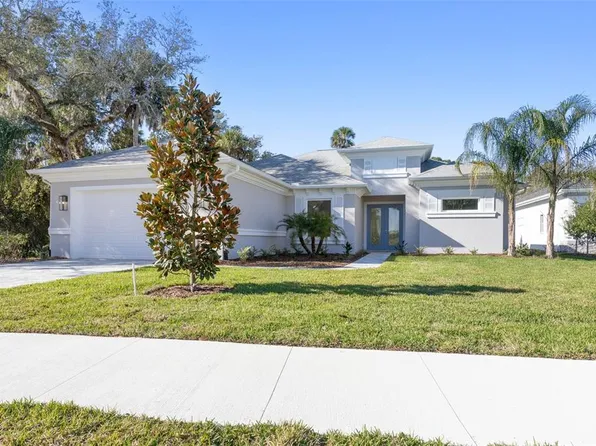 220 S Riverwalk Dr, Palm Coast, FL 32137