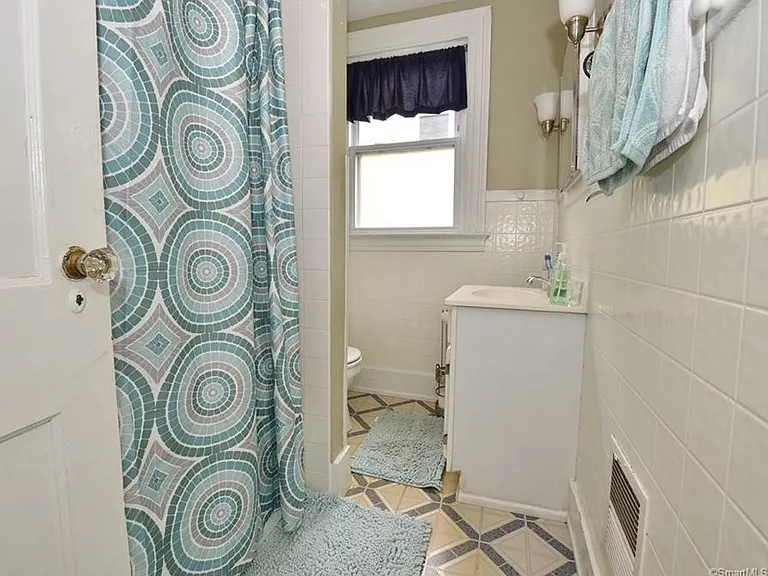 24 Plant St #4 — Photo 9