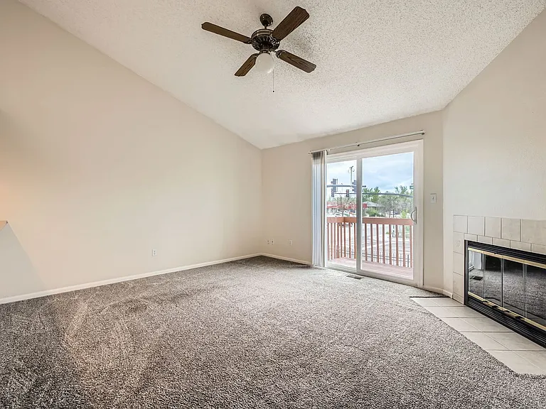 4543 Lamplighter Cir — Photo 7