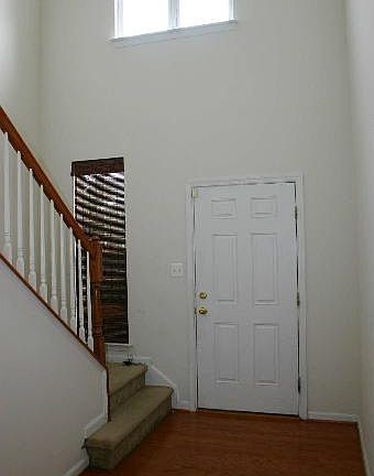3rd image of 251 Brynwood St