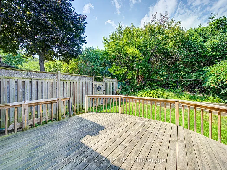 2593 Addingham Cres — Photo 44