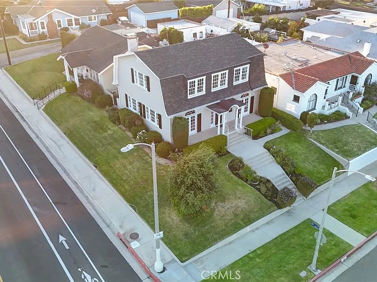 1239 S Patton Ave — Photo 43