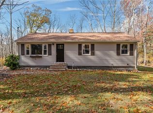 255 Rockland Rd, Scituate, RI 02857