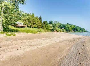 2427 S Lakeshore Rd, Applegate, MI 48401