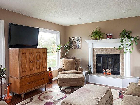 2nd image of 5384 NW 89th Ct
