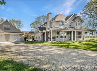 714 Lakota Dr, Linn Creek, MO 65052