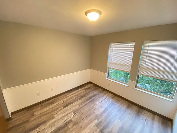 5th image of 195 E 16th Ave APT D