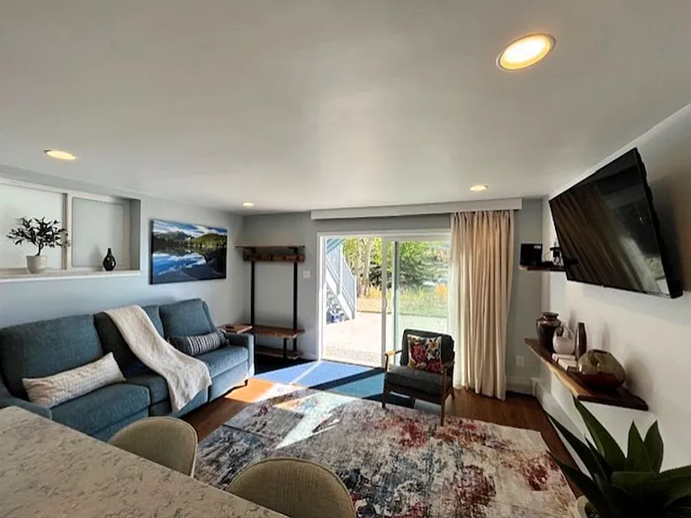 350 E La Bonte St #37 — Photo 5