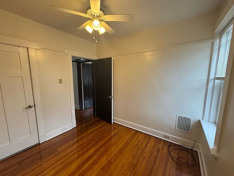 1651 Chislett St — Photo 7