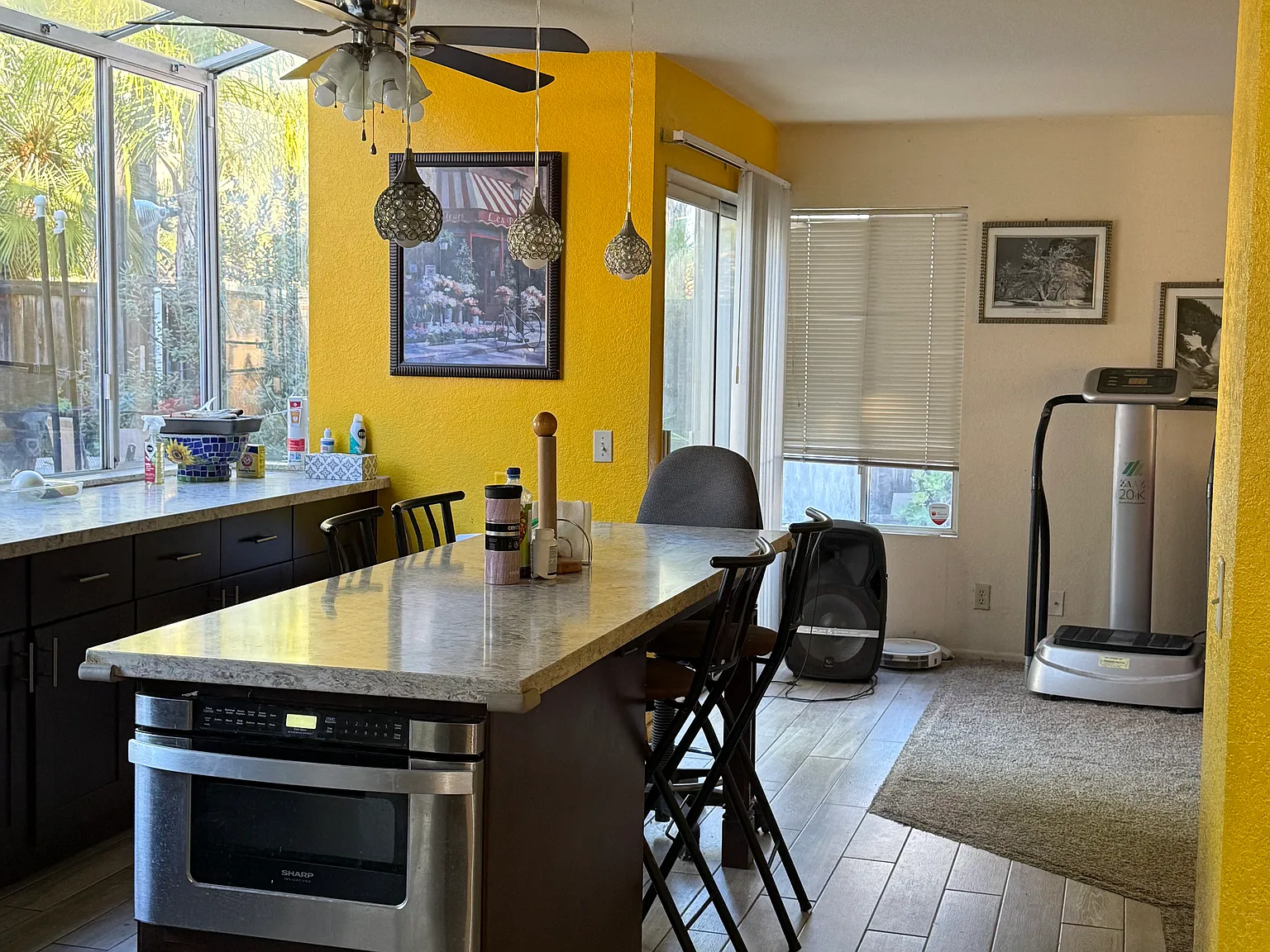 5 bed, 2809 sqft, $950 — Photo 2