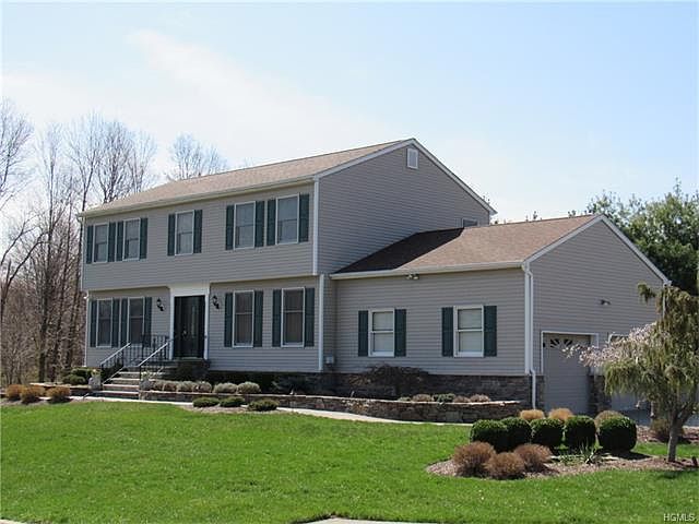 1st image of 77 Decker Dr