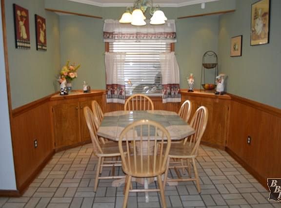 5th image of 13 Mary Hughes Cir
